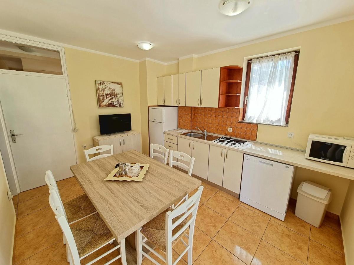 Ostrea - Ana Apartment *