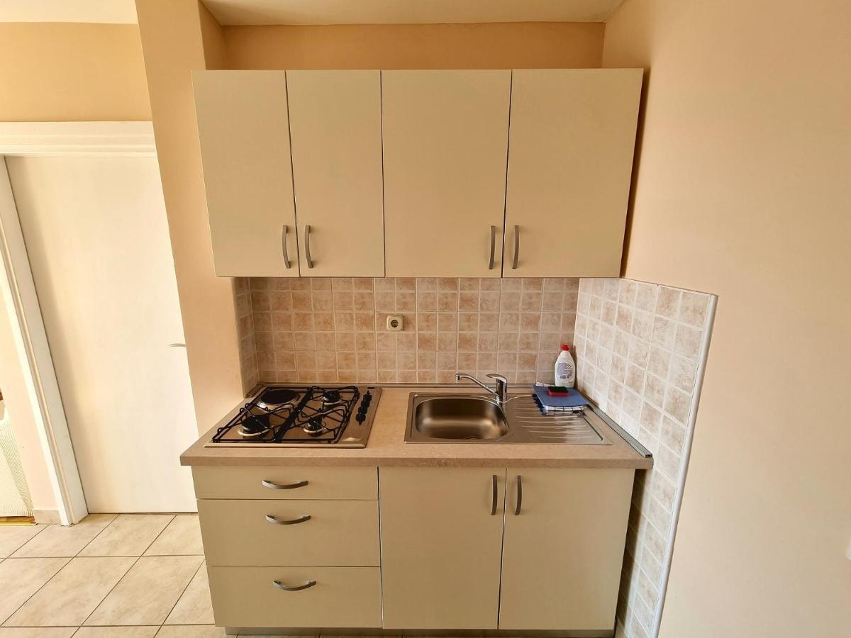Ostrea - Ana Apartmán Novalja